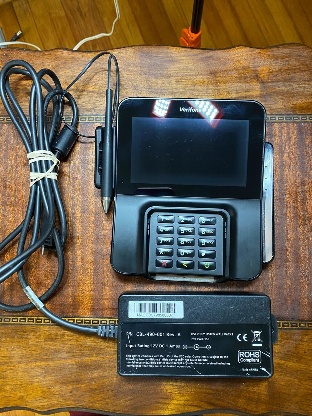 Verifone M/400 WiFi/BT Payment Terminal with Stylus - W/M4 PoE ETH Adapter As Is